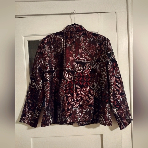 Ornate tapestry jacket - Picture 4 of 5
